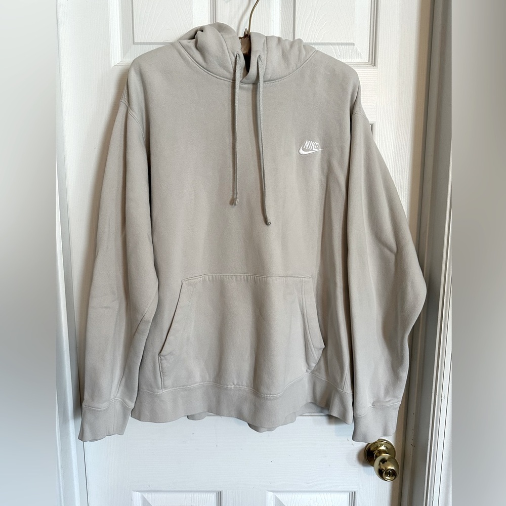 Men’s Nike hoodie
